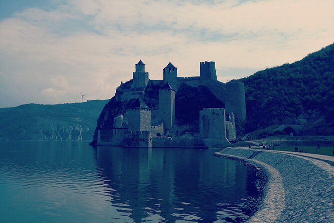 Iron Gates Tour (Golubac Fortress, Lepenski Vir, Captains Misha Hill) - Good To Know