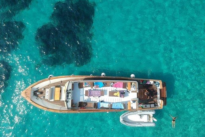 Ischia Island Excursion With the Rocca Corsa Motor Yacht - Questions