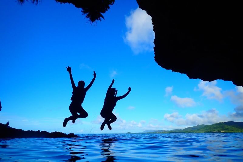 Ishigaki Island: 1-Day Tour Mangrove SUP & Canoe & Blue Cave Snorkeling - Photos, equipment, and what the price covers