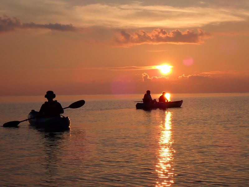 Ishigaki Island/Private: Sunset Kayak Tour (Includes Tour Photos/Free Transportation) - A private paddle that suits beginners