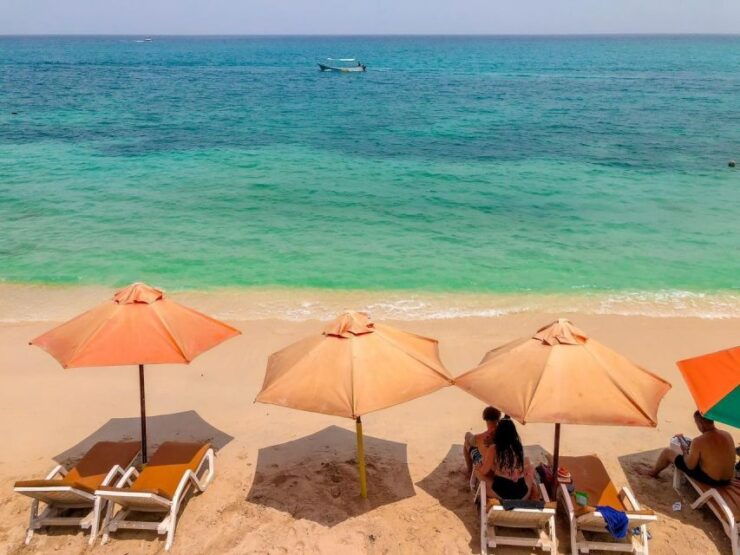 Isla Baru Cartagena-Colombia, Enjoy a Day of Sun and Quiet - Sun-Kissed Paradise Awaits