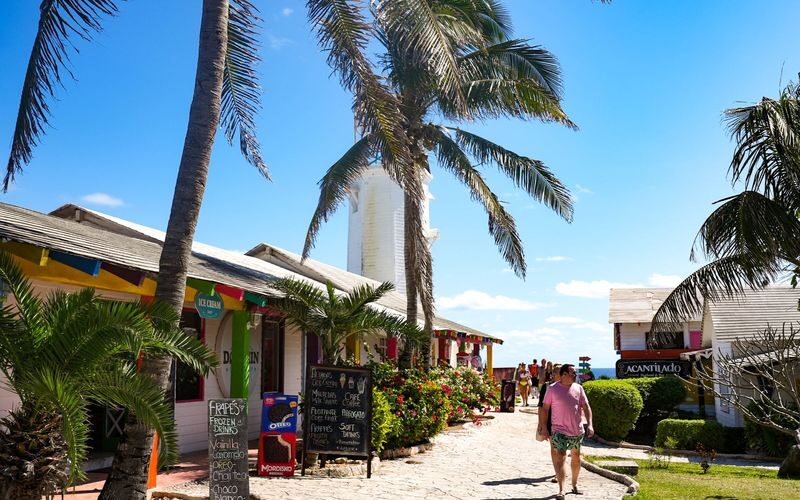 Isla Mujeres Catamaran Adventure with Snorkeling from Cancun - What the price covers, and what it does not