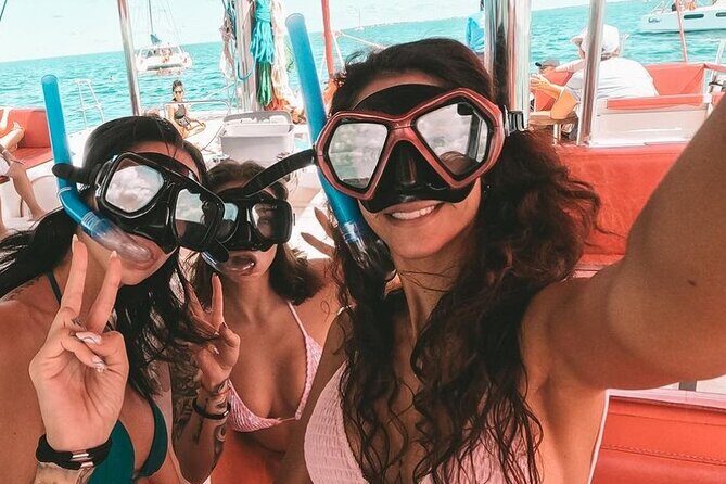 Isla Mujeres Catamaran private tour - FAQ