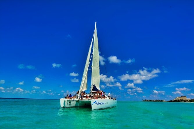 Isla Mujeres Catamaran Sailing Experience With Lunch & Open Bar - Whats Included