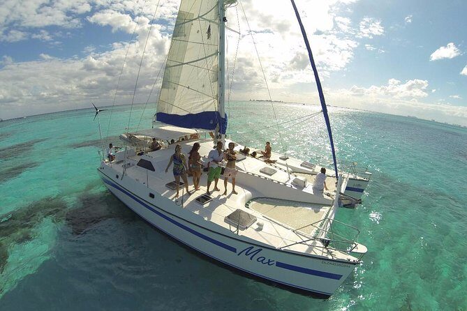 Isla Mujeres, Catamaran tour in one day for one price - Good To Know