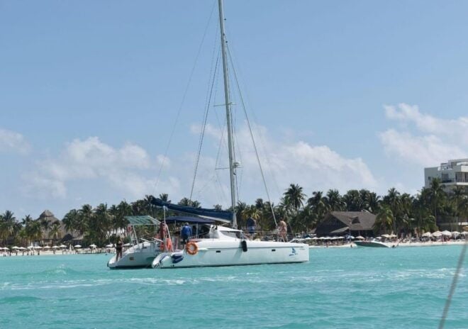 Isla Mujeres: Catamaran Tour With Snorkel, Buffet and Drinks - Dietary Restrictions and Special Requests