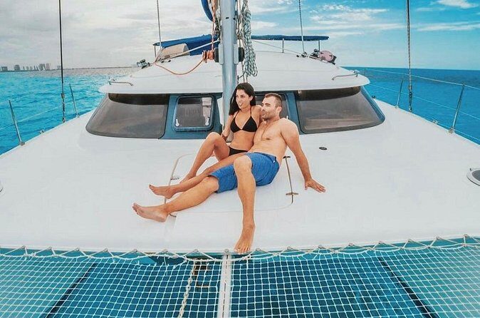 Isla Mujeres Catamaran Tour with Snorkeling and Lunch - The Sum Up