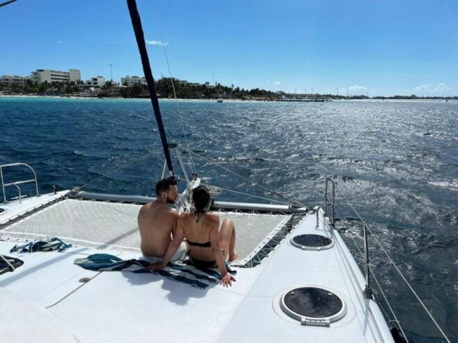 Isla Mujeres Catamaran Tour With Snorkeling & Beach Club - Experience Highlights