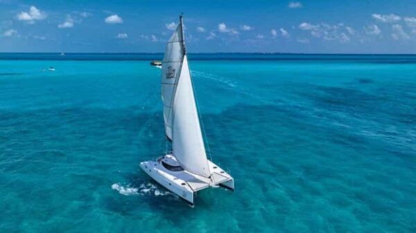 Isla Mujeres Catamaran Tour With Snorkeling & Beach Club - Customer Feedback
