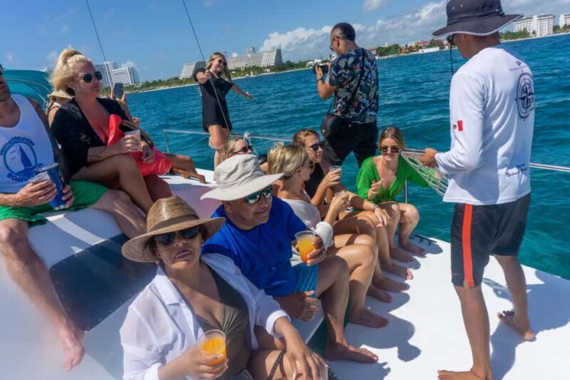 Isla Mujeres Catamaran Tour with Snorkeling & Open bar - Starting Point: Playa Tortugas