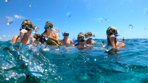 Isla Mujeres Catamaran Tour With Snorkeling & Open Bar - Important Information