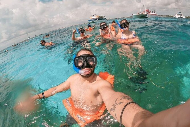 Isla Mujeres Deluxe Tour, Open Bar, Snorkeling and Lunch Included - Common Questions
