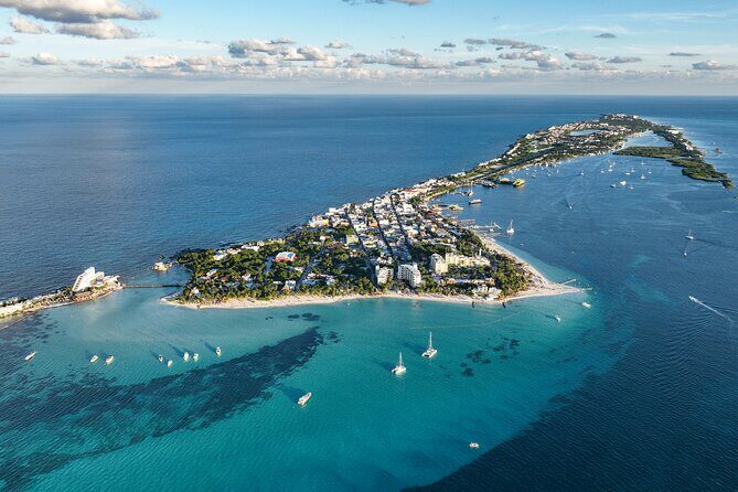 Isla Mujeres Full-Day Catamaran Tour  Buffet, Open Bar & Pickup - Final Thoughts