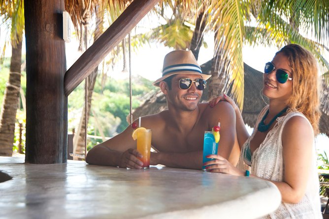 Isla Mujeres Garrafon Natural Reef Park VIP Pass - Meeting and Transportation
