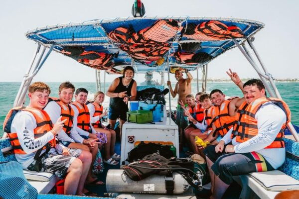 Isla Mujeres - MUSA and the Manchones Reef - Snorkel - Meeting Point and Transportation