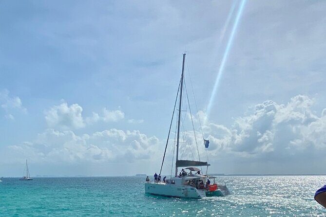 Isla Mujeres on luxury catamaran with snorkel, open bar and lunch - Good To Know