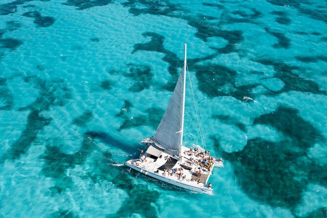 Isla Mujeres Plus by Albatros Catamarans - Unforgettable Snorkeling Adventures