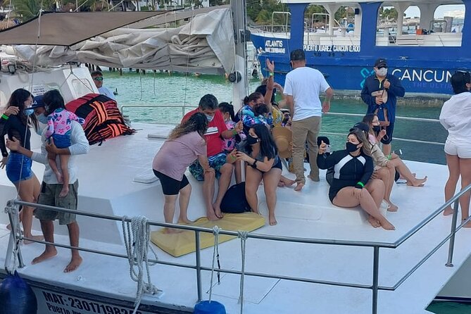 Isla Mujeres Premium Tour in Private Catamaran With Lunch - Tips for a Memorable Experience
