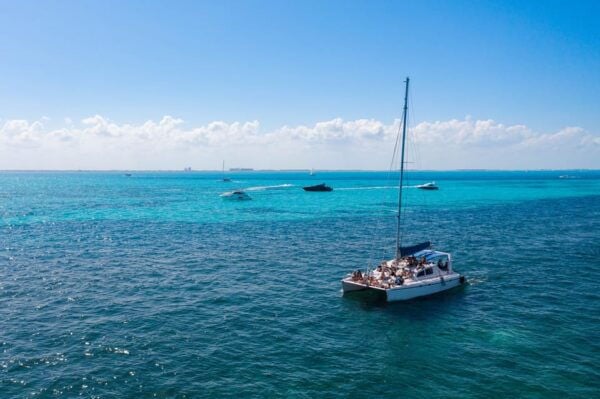 Isla Mujeres: Your Ultimate Caribbean Escape - Flexibility and Convenience