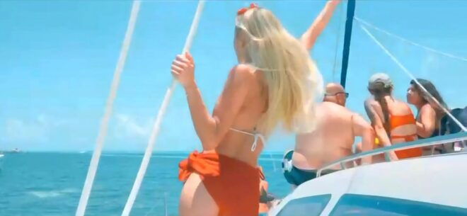 Isla Mujeres:From Cancún Catamaran to Isla Mujeres, Open Bar - Important Information