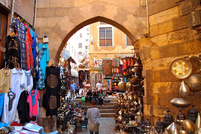 Islamic Cairo Walking Tour: Khan El Khalili, Al-Azhar Mosque - Historic Streets and Architecture