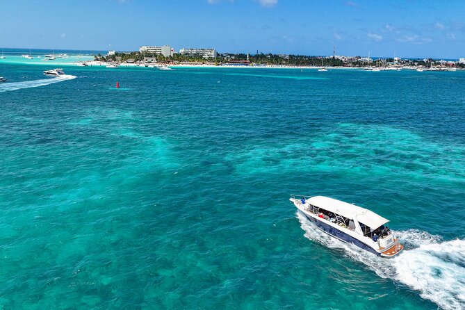 Island Adventure - Scenic Hiking Trails