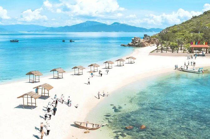Island Adventure Tour Snorkeling and Mud Bath in Nha Trang - Who Should Book This Tour?