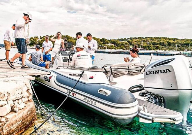 Island Brač - Golden Horn & Pučišća Private Speedboat Tour - Relaxation at Lovrečina Bay