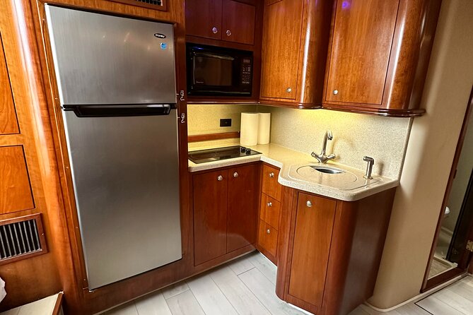 Island Fun Yacht Rental in Miami Beach - Overview of the Experience