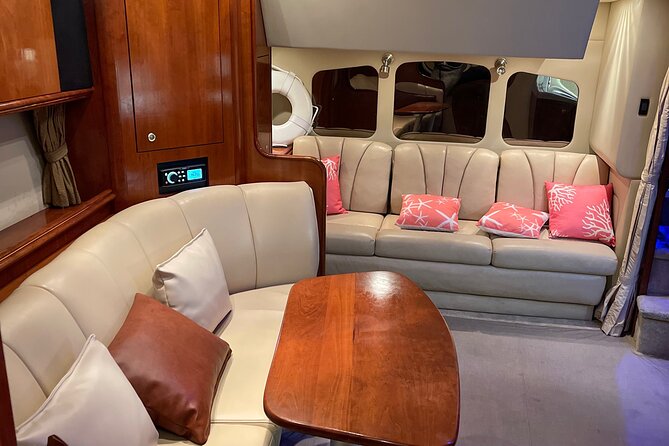 Island Fun Yacht Rental in Miami Beach - Operator Information
