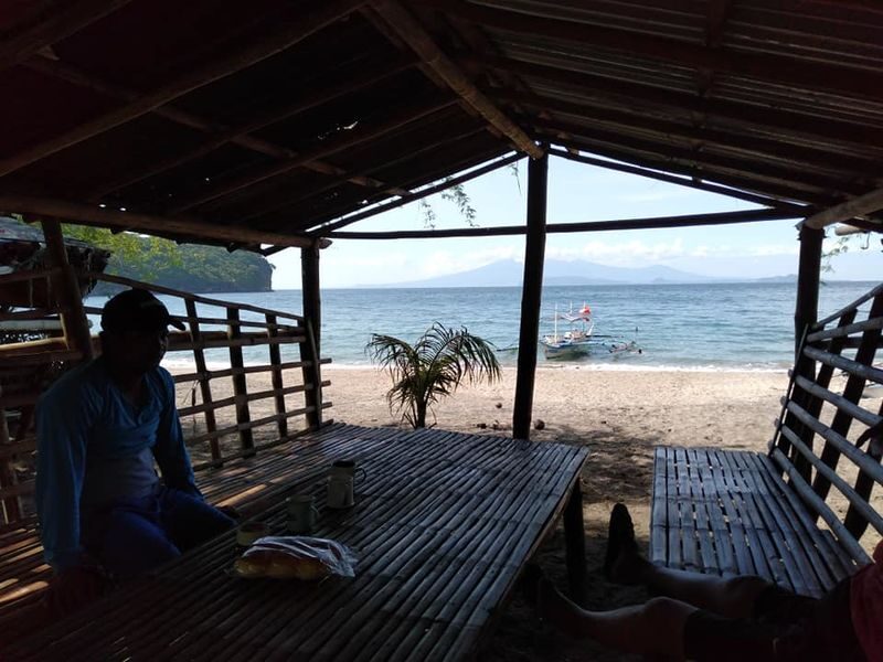 Island Hopping at Caynipa Cove in Cavite - What a day at Caynipa Cove is meant to be