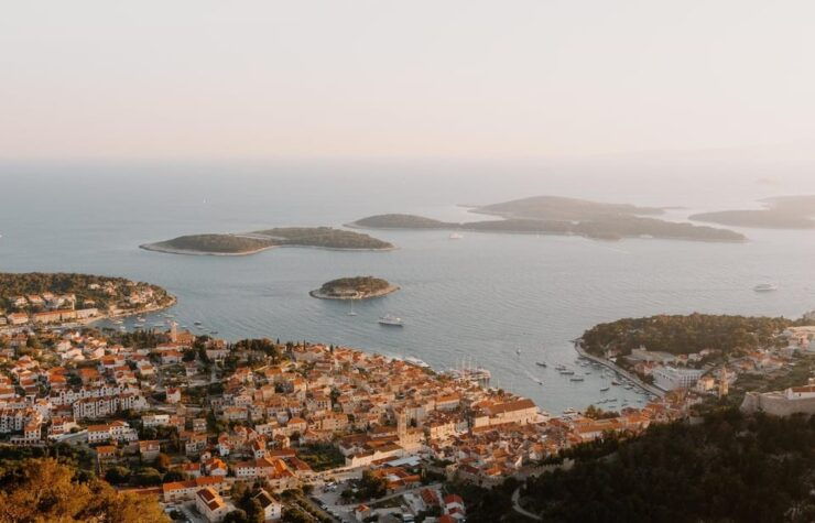 Island Hvar and Red Rocks - Good To Know