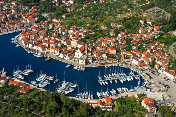 Island Hvar & Pakleni Islands Private Speedboat Tour - Customer Rating