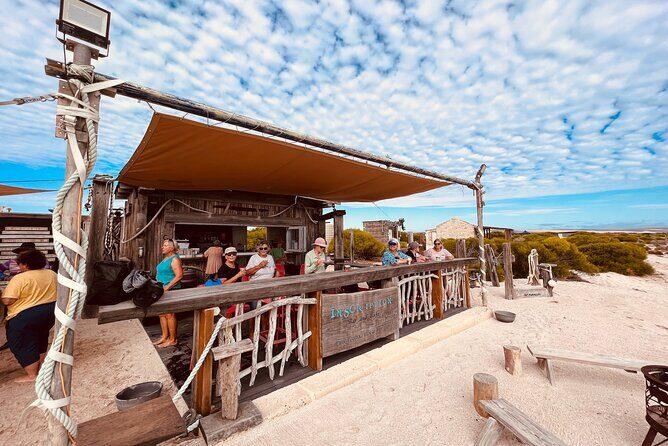 Island Life Adventures | A Day at Dirk - FAQs