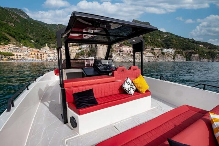 Island of Capri | Private boat tour - The Sum Up