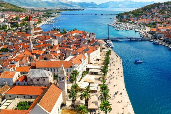 Island of Šolta & Blue Lagoon Private Speedboat Tour - Frequently Asked Questions
