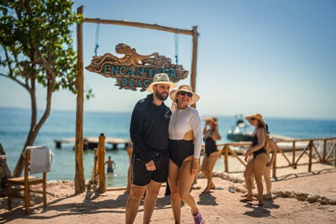 Island Tour: 3 Beach Clubs Around Baru, Rosario and Bomba - Customer Reviews