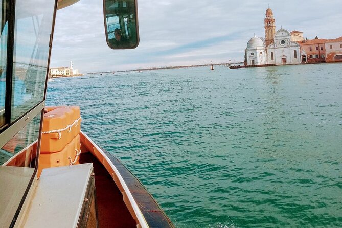 Islands Tour With a Real Local! - Positive Feedback About the Tour Guide in Different Languages