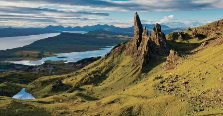 Isle of Skye: Sightseeing Highlights Minibus Tour - Tour Overview