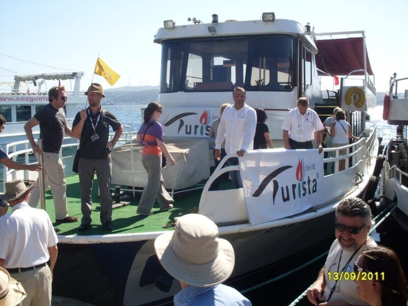 Istanbul: A short trip along the Bosphorus in the evening - What’s Included and Practical Details