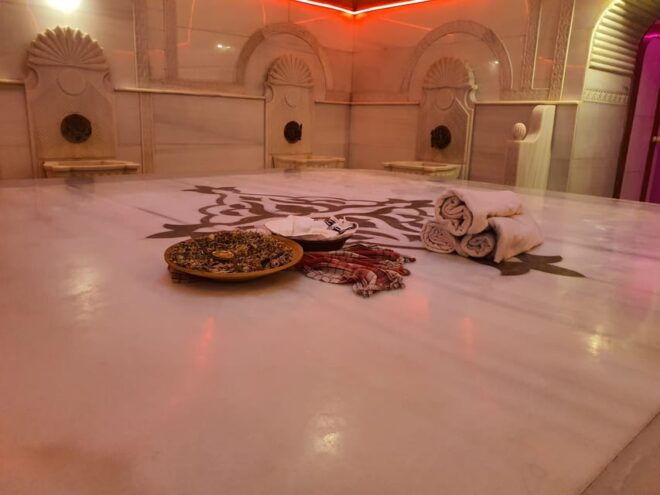 Istanbul: Acemoglu Historical Hammam Entry Ticket - Amenities Provided