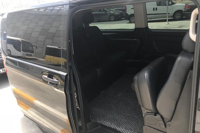 Istanbul Airport Private Arrival Transfer With Meet & Greet - Overview of Private Arrival Transfer