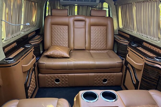 Istanbul Airport Private Luxury Transfers - Meeting and Pickup