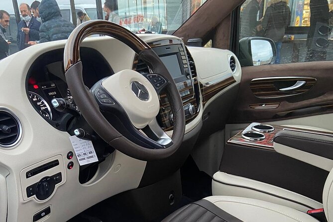 Istanbul Airport Transfers - Pricing and Booking