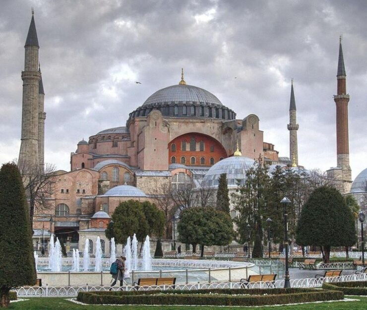 Istanbul Airport V.I.P Transfer (IST) Comfortable & Safe - Duration & Language Proficiency