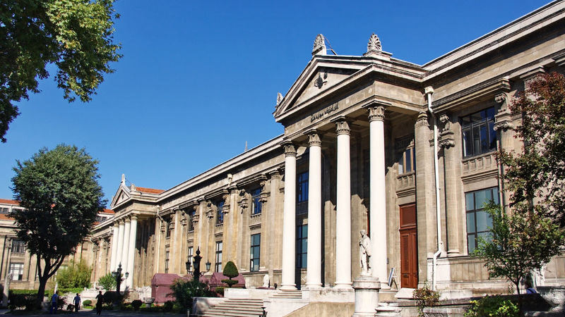 Istanbul Archaeological Museums Skip-the-Ticket-Line Entry with Audio Guide - The main museum and its standout antiquities