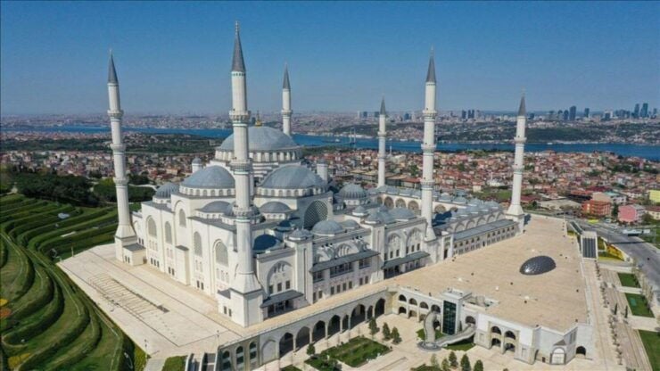 Istanbul Asia and Europe Tour By Bus And Bosphorus Cruise - Activity Details
