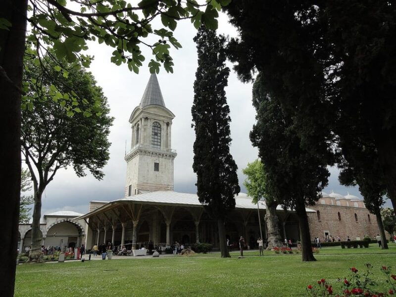 Istanbul: Basilica Cistern & Topkapi Palace Combo Ticket - Good To Know