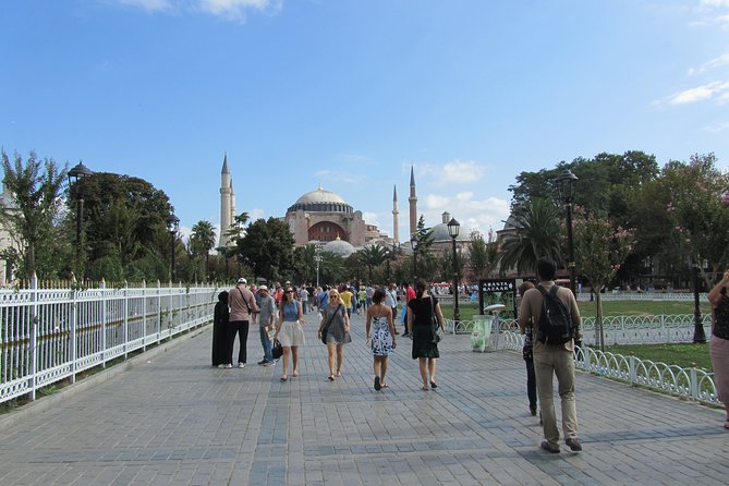 Istanbul: Blue Mosque & Hagia Sophia Small-Group Tour - Inclusions and Benefits