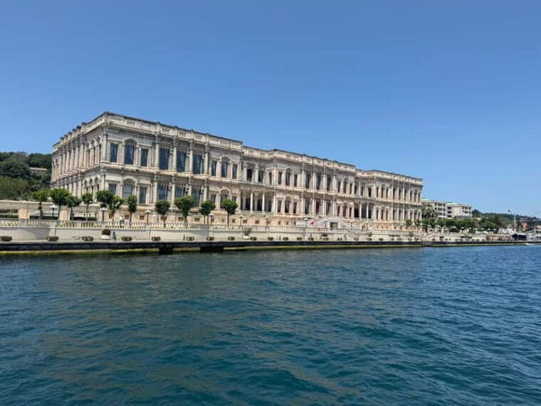 Istanbul: Bosphorous Asian Side Boat Cruise Morning - Highlights of the Sights